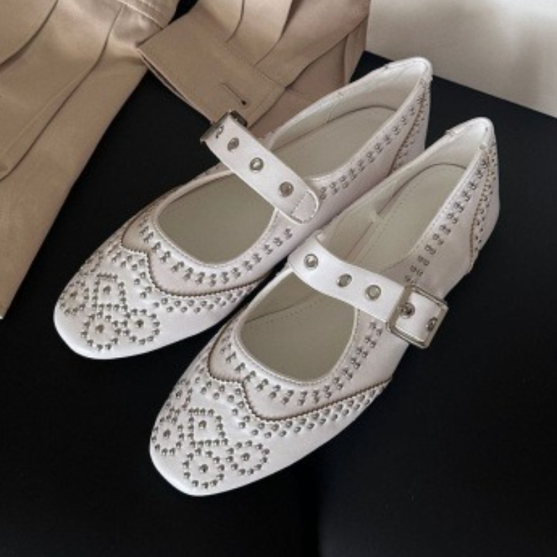 Retro Rivet Buckle Design Flat - Women Shoes Brand 评论和价格