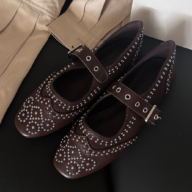 Retro Rivet Buckle Design Flat - Women Shoes Brand 评论和价格