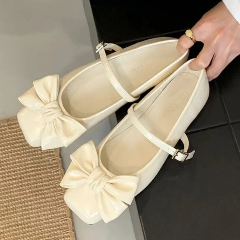 Cute Bowknot Square Toe Design - Women Shoes Brand 评论和价格