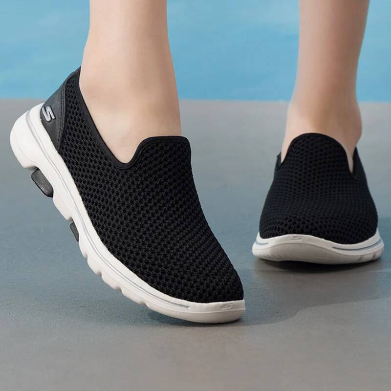 Skechers 124163-Bkw Womens Go  - Women Shoes Skechers 评论和价格