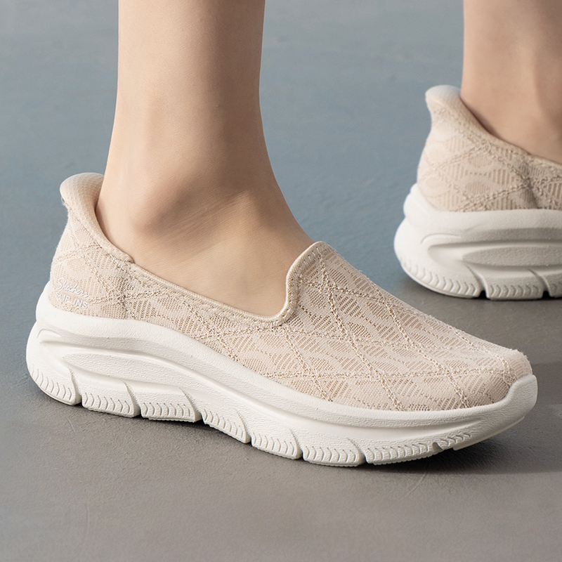 Skechers Women's Sports Shoes  - Women Shoes Skechers 评论和价格